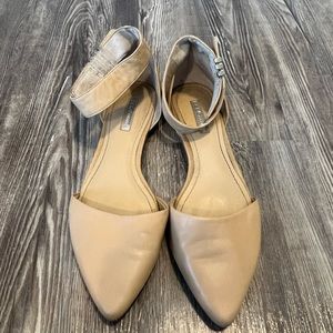 BCBG Flat Shoe